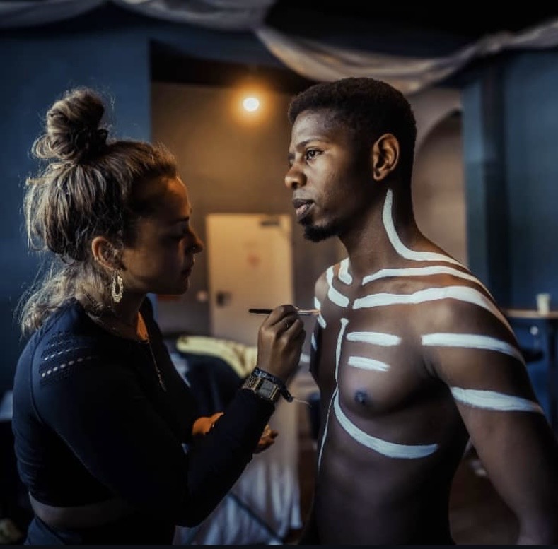 Bodypainting in progress backstage